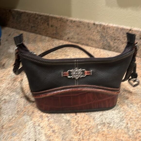 Brighton woman's leather purse. The leather are brown and black - Picture 2 of 16